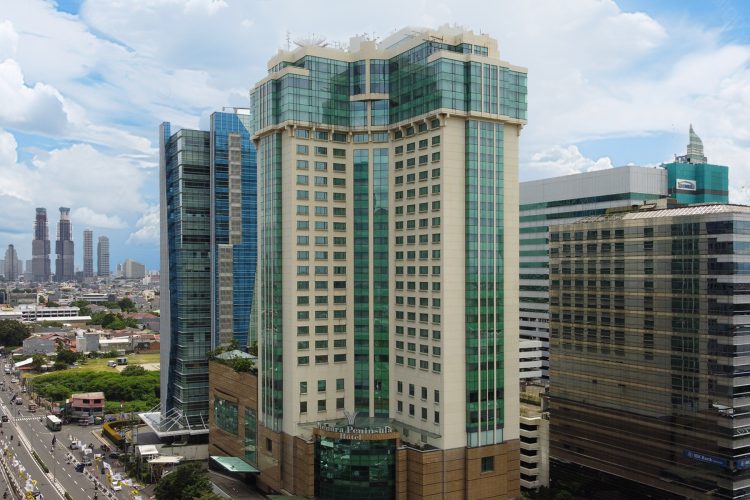 Menara_FOTO-HOTEL-TAMPAK-DEPAN-2.jpg